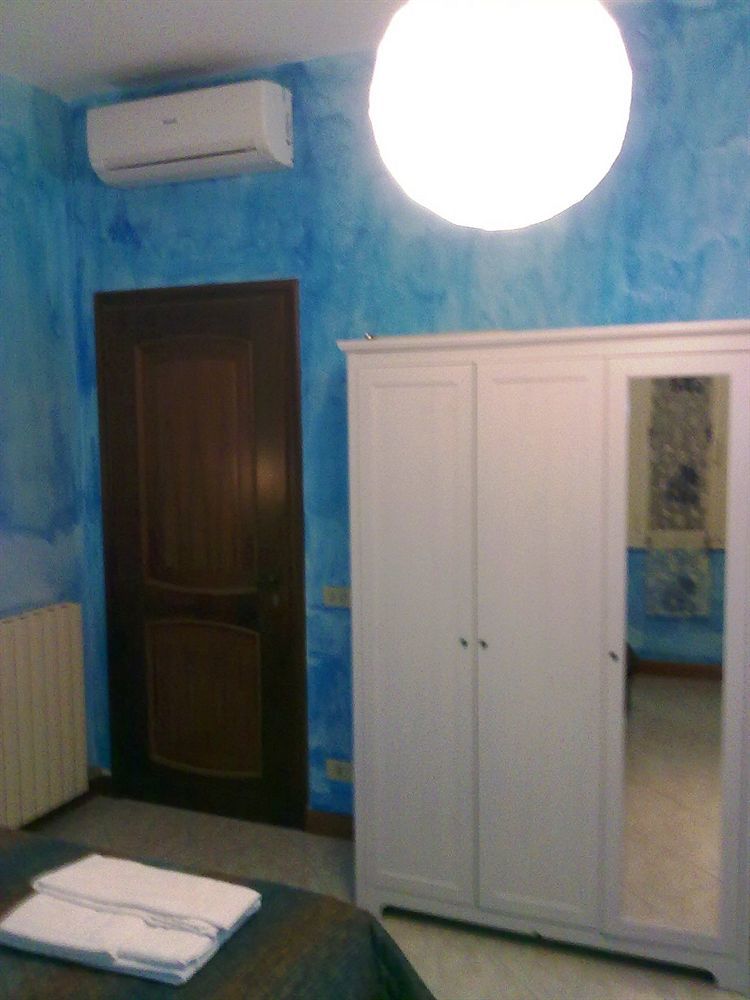 Gigi Holiday Rooms Рим Экстерьер фото